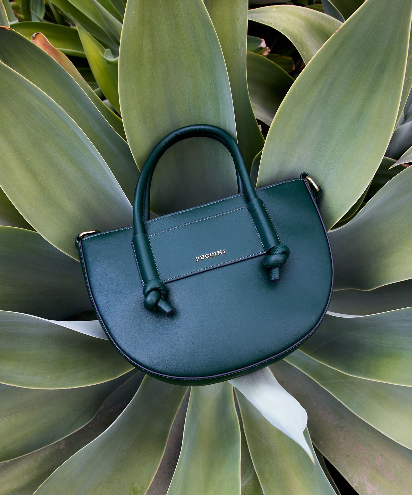 Маленька жіноча сумка через плече з ручками з екошкіри