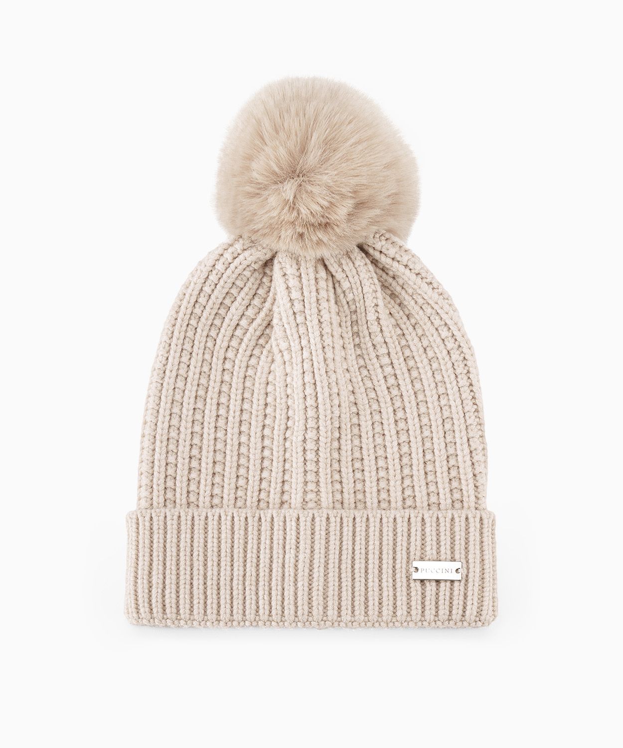 Бежева зимова шапка з помпоном