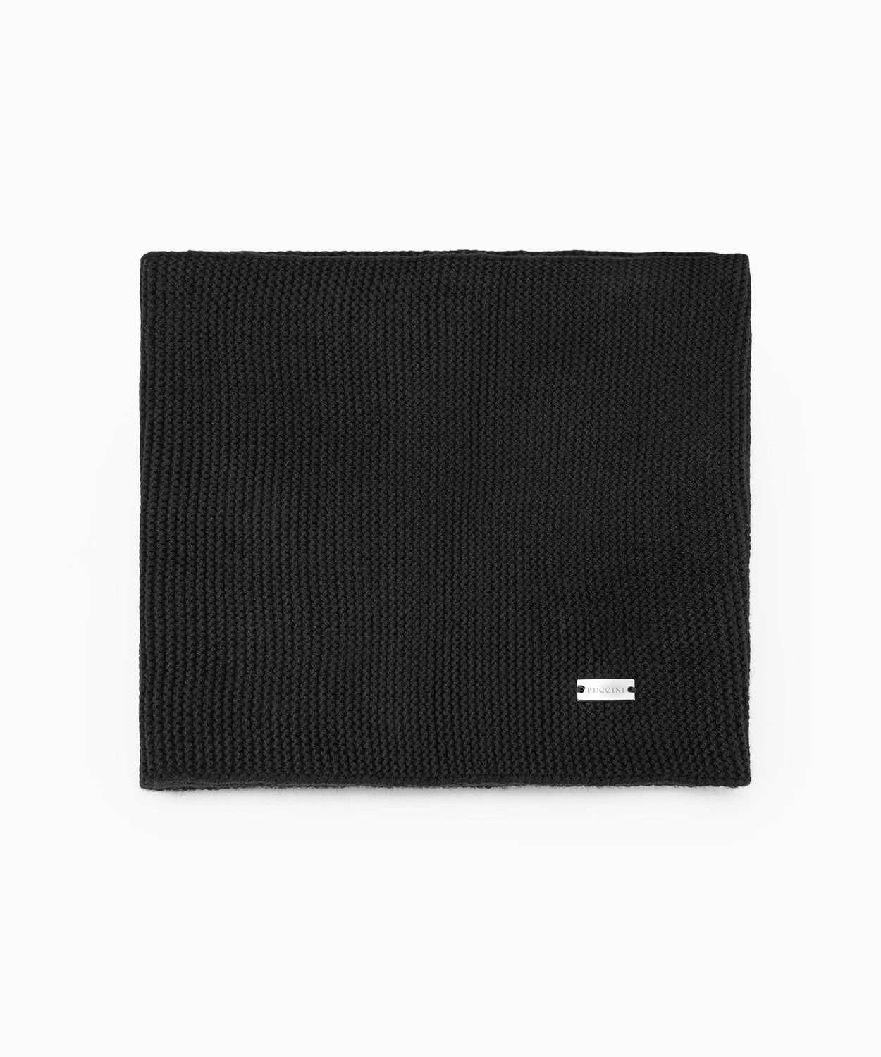 Чорний шарф великого розміру