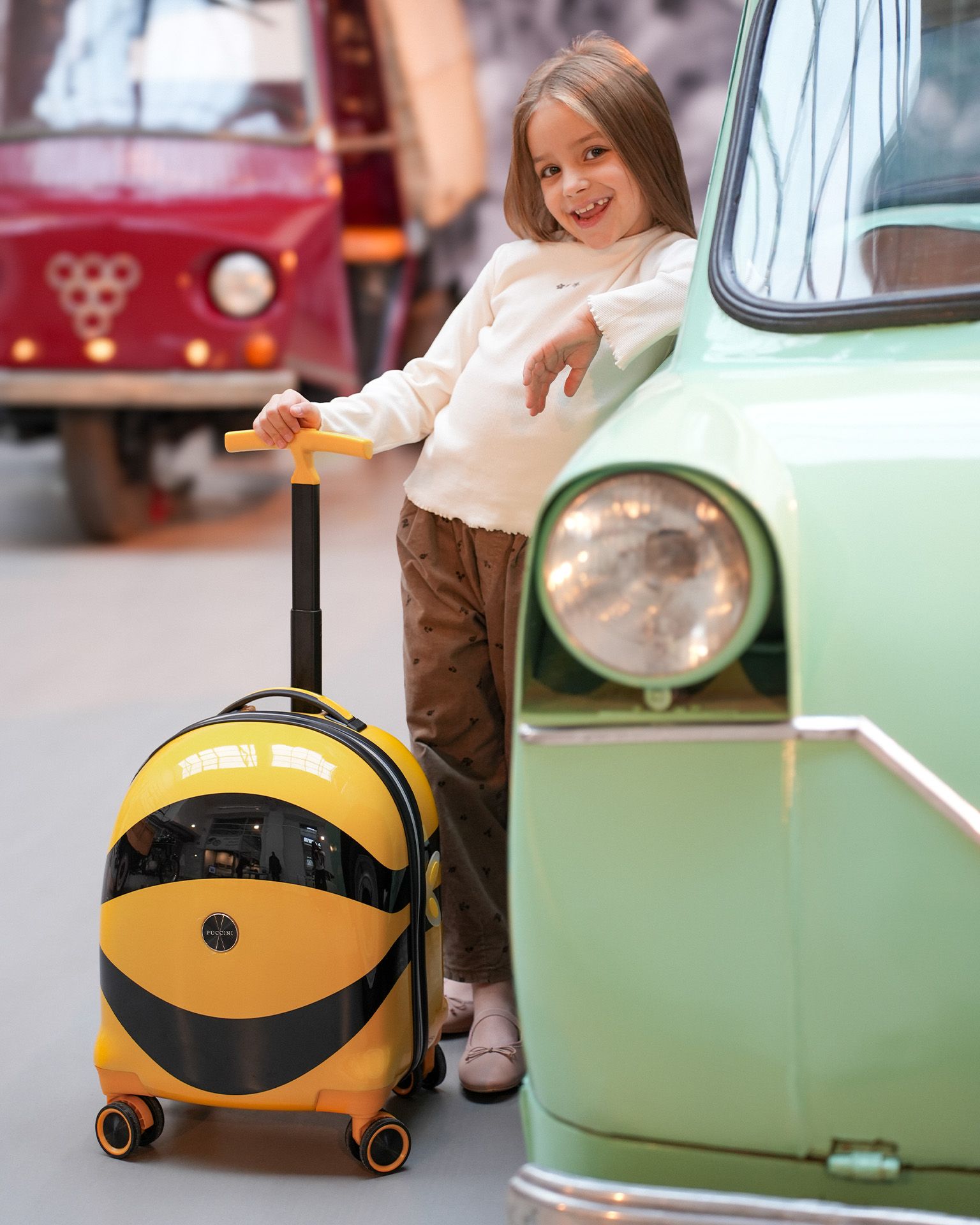 Дитяча валіза Бджілка