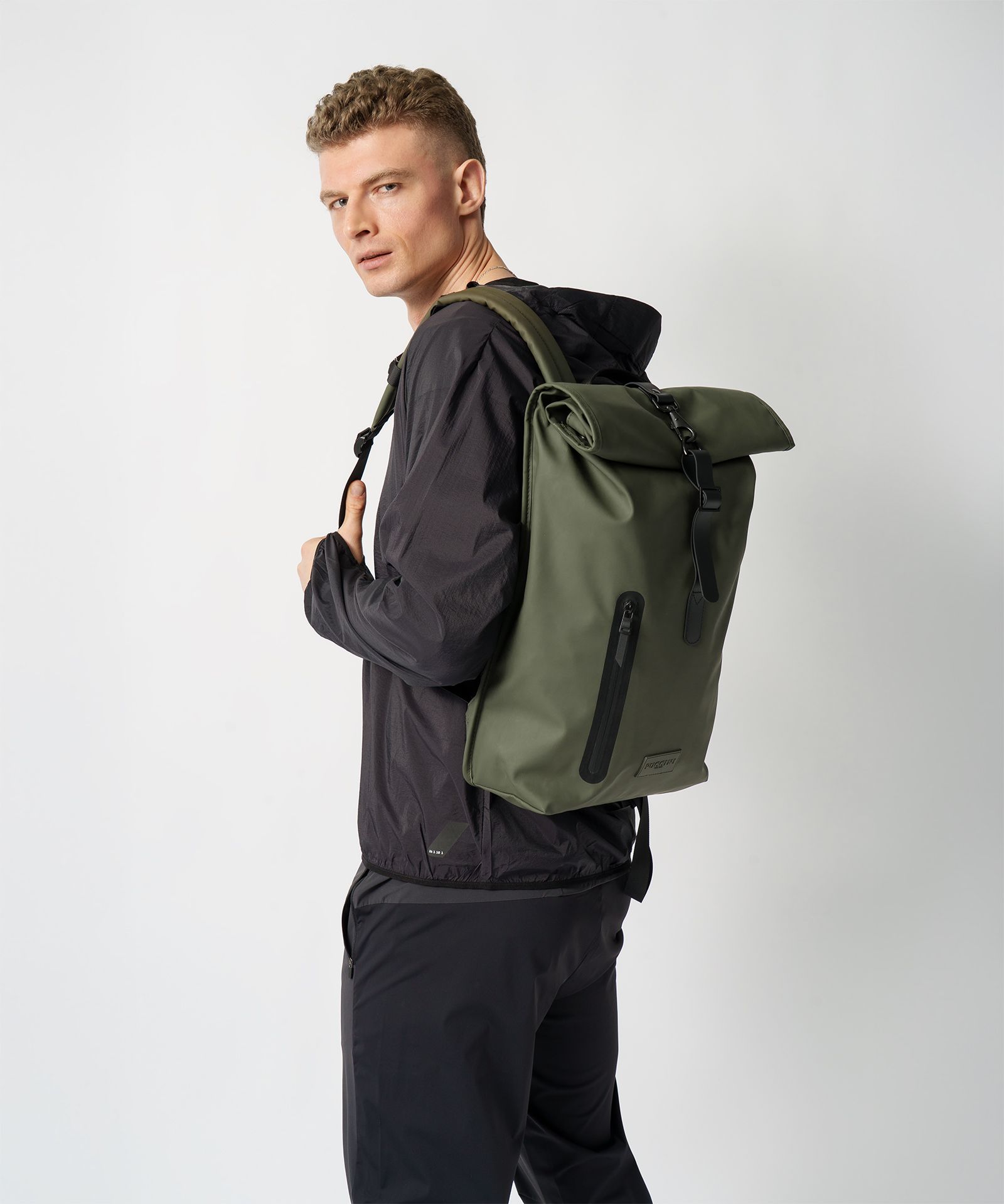 Міський водонепроникний рюкзак на колесах з кишенею для ноутбука зелений