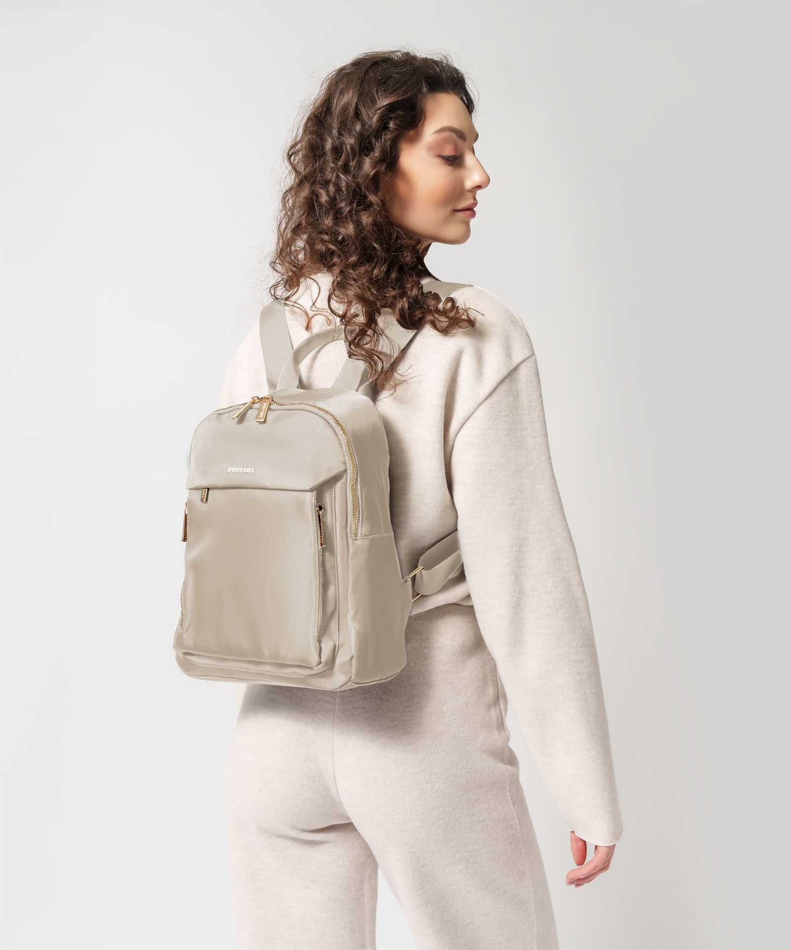 Жіночий міський рюкзак бежевий