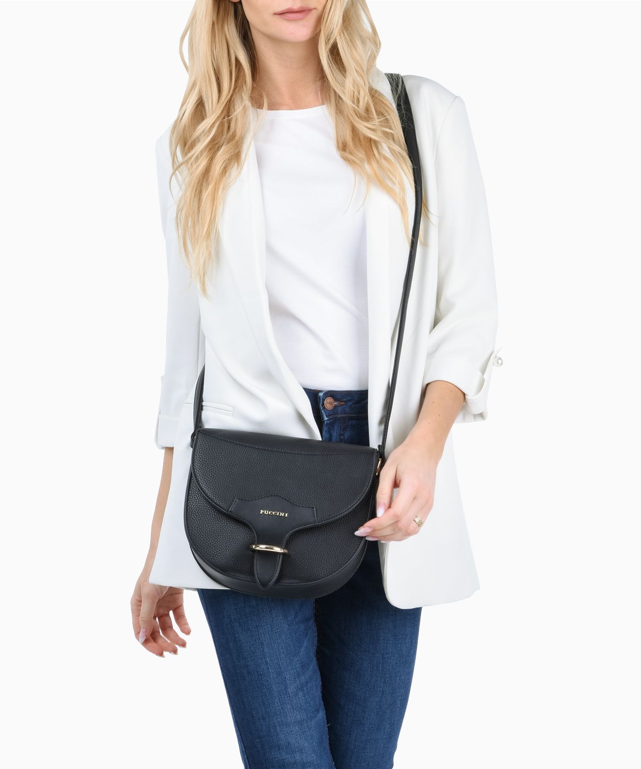 Жіноча сумочка чорного кольору типу почтальонка