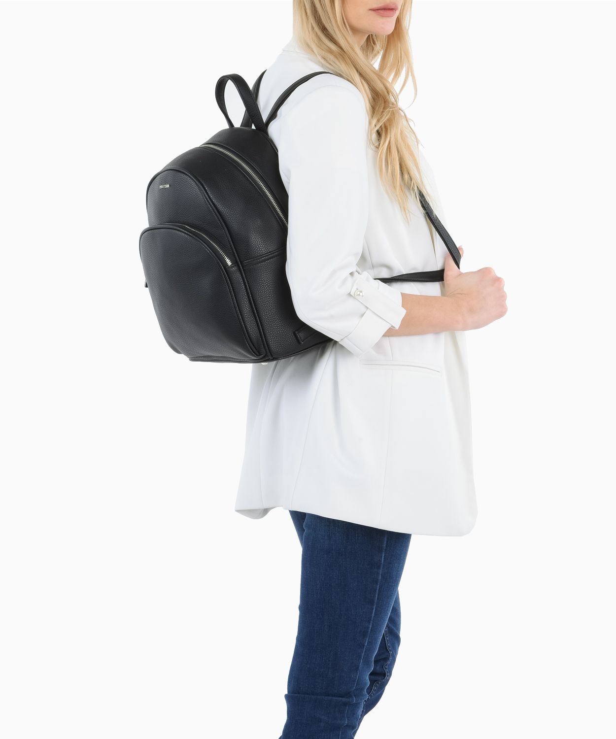 Класичний чорний жіночий рюкзак з екошкіри 